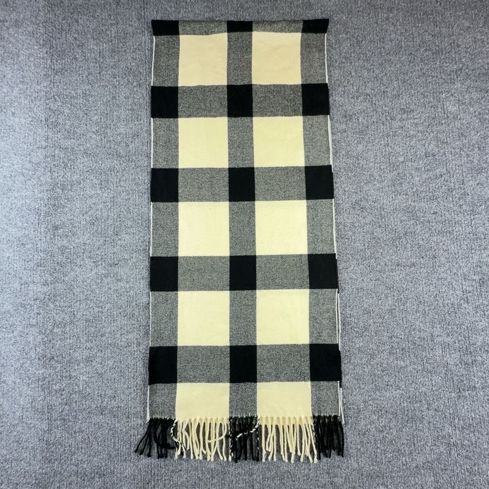 American Eagle Outfitters Scarf Womens One Size Black Plaid Flannel Fringe Wrap